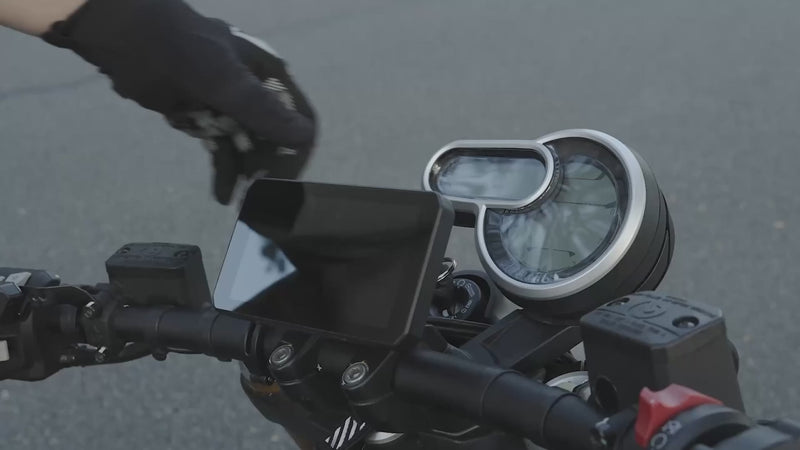 AIO5-LITE Motorcycle Smart Monitor